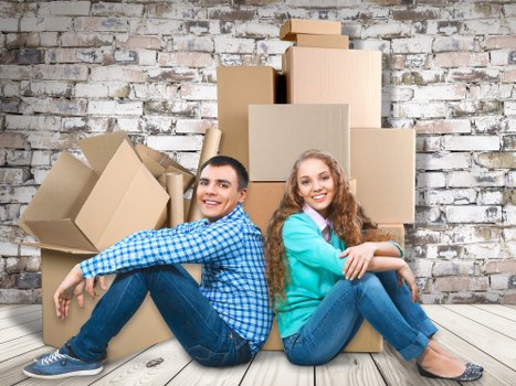 Man and van service handling household furniture in Chadwellheath