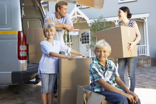 Reliable local man with van service for Chadwell Heath moves