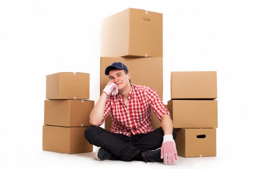 Local moving truck for flat and house moves