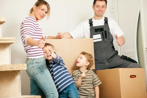 Local removals support for flats, homes, and small businesses in Chadwellheath